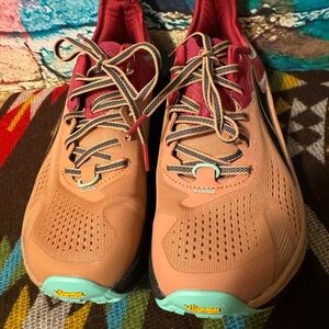 ALTRA Women's Olympus 5 Trail Running Shoe